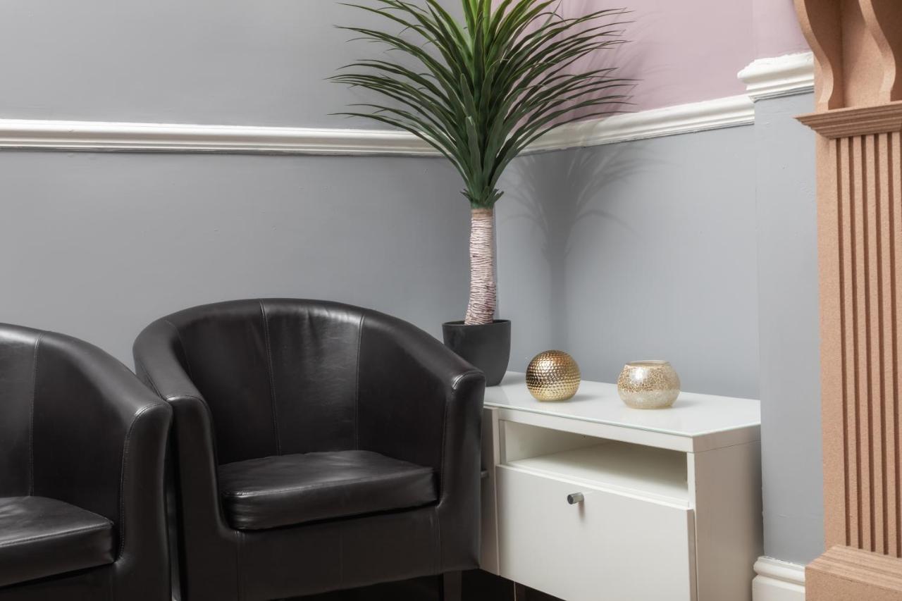 City Centre Large Luxury Rooms Free Parking غيتْسْهيد المظهر الخارجي الصورة