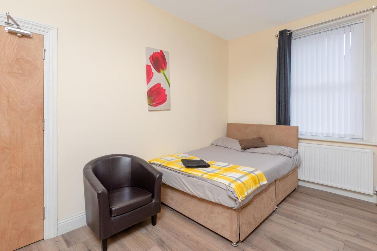 City Centre Large Luxury Rooms Free Parking غيتْسْهيد المظهر الخارجي الصورة