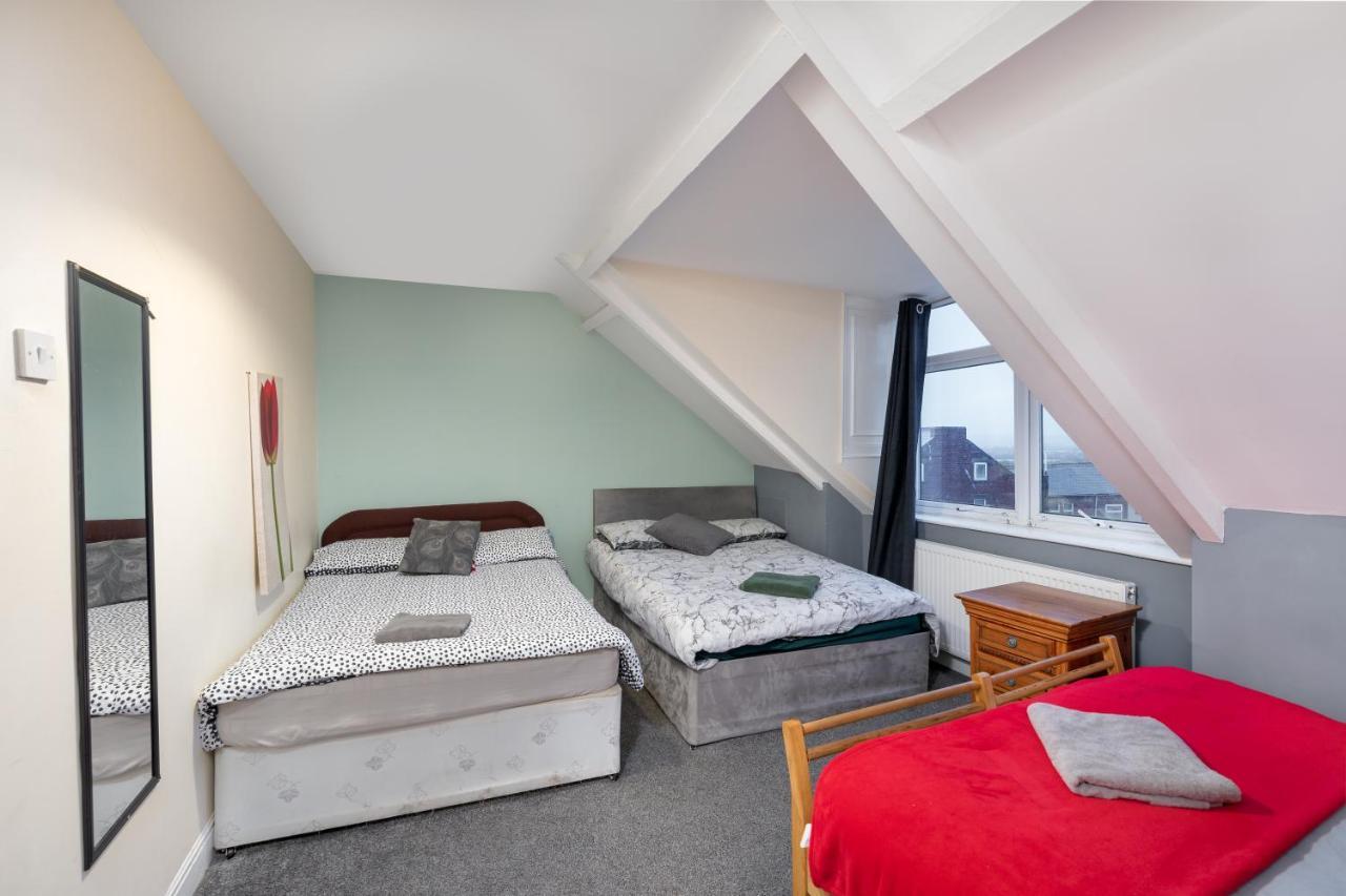 City Centre Large Luxury Rooms Free Parking غيتْسْهيد المظهر الخارجي الصورة